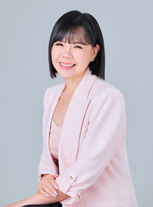 Yvonne Ang